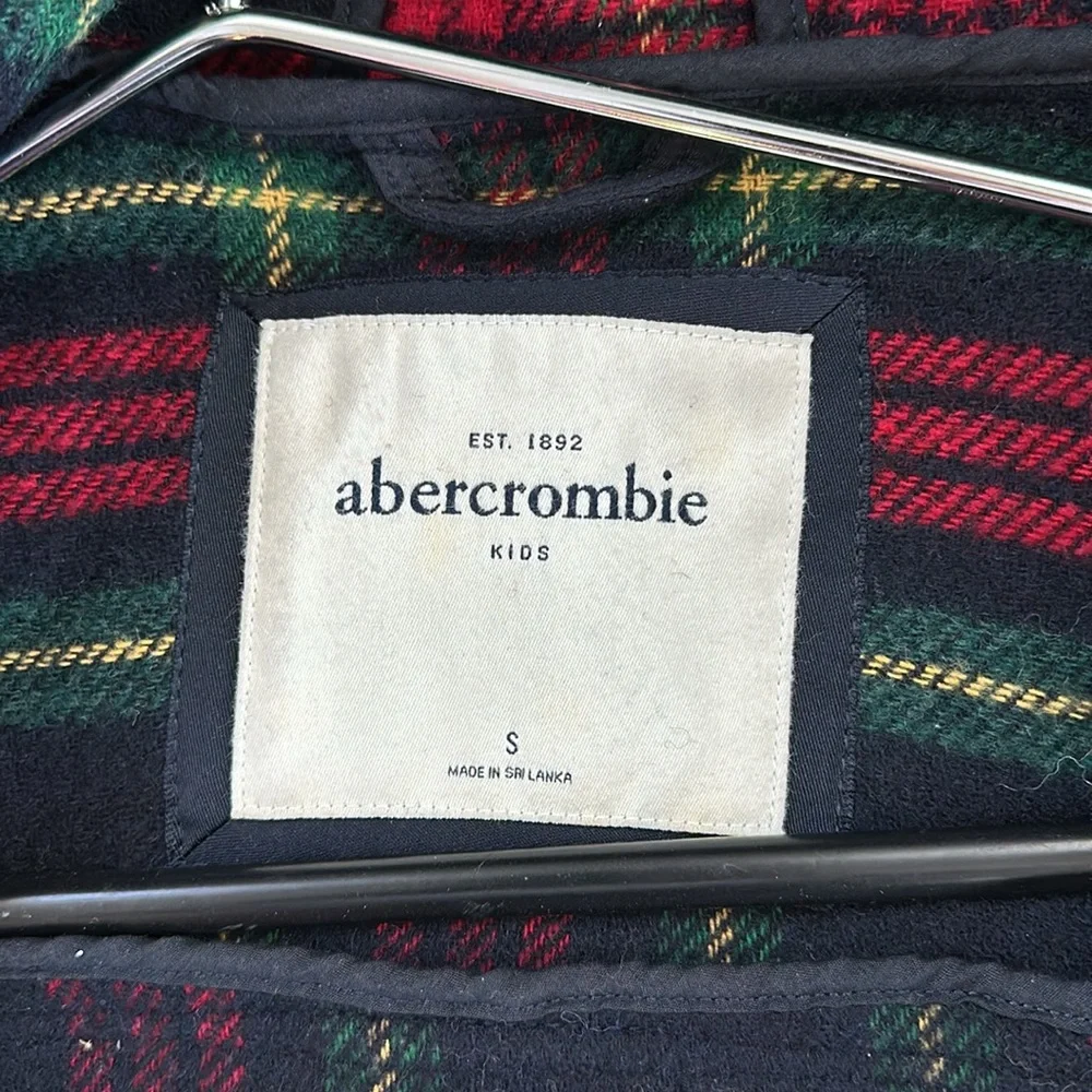 Abercrombie kids Wool Hooded Black Plaid Winter Jacket with Wooden buttons small